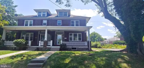 324 Arch St, Ephrata, PA 17522