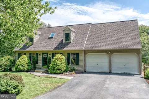 90 Woods Ave, Conestoga, PA 17516