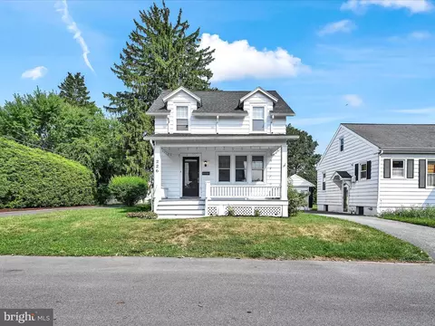 226 E Ferdinand St, Manheim, PA 17545