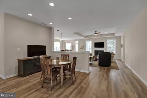 Entry Way - 584 Allegiance Dr, Lititz, PA 17543 photo 4 of 12