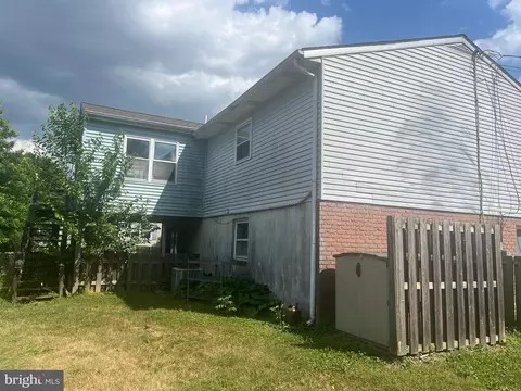 105 Brusen Dr, Lititz, PA 17543 photo 5