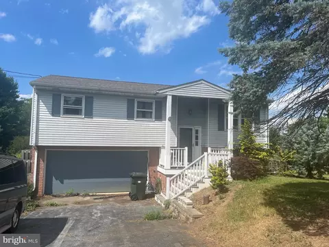 105 Brusen Dr, Lititz, PA 17543