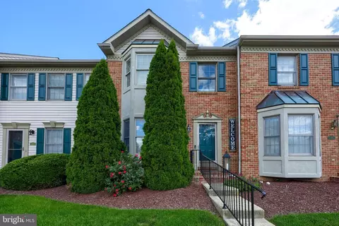 371 Cobblestone Ln, Lancaster, PA 17601