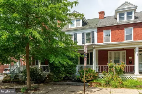 216 Pearl St, Lancaster, PA 17603