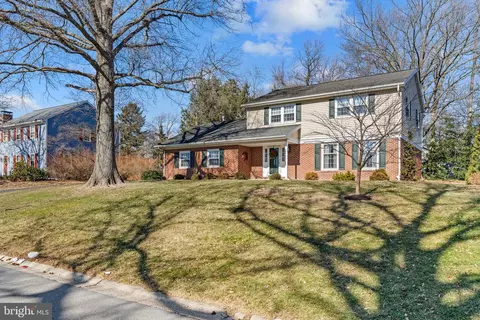 Exterior - 1121 Old Eagle Rd, Lancaster, PA 17601 photo 2 of 17