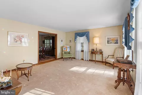 Living - 1121 Old Eagle Rd, Lancaster, PA 17601 photo 1 of 1