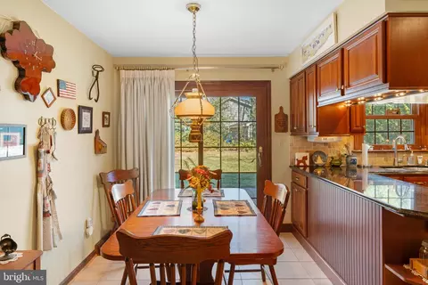 Dining - 1121 Old Eagle Rd, Lancaster, PA 17601 photo 1 of 5