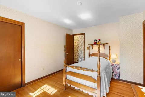 Bedroom - 1121 Old Eagle Rd, Lancaster, PA 17601 photo 10 of 12