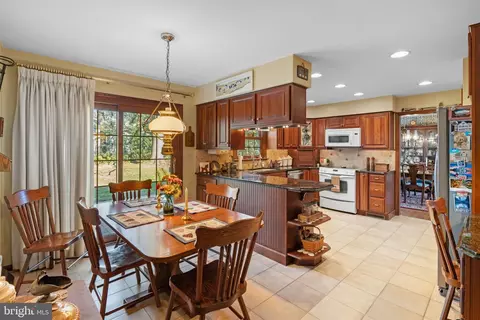 Kitchen - 1121 Old Eagle Rd, Lancaster, PA 17601 photo 3 of 7