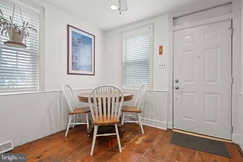 14 E Lincoln Ave, Lititz, PA 17543 photo 5