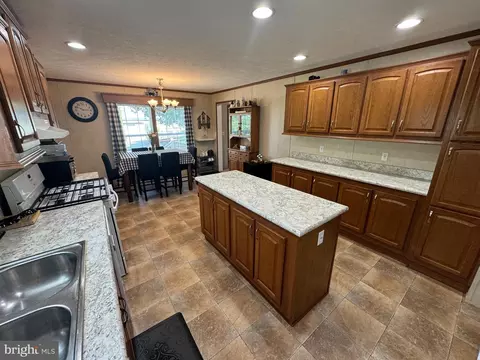 200 W Burkholder Dr #13, Lititz, PA 17543 photo 11