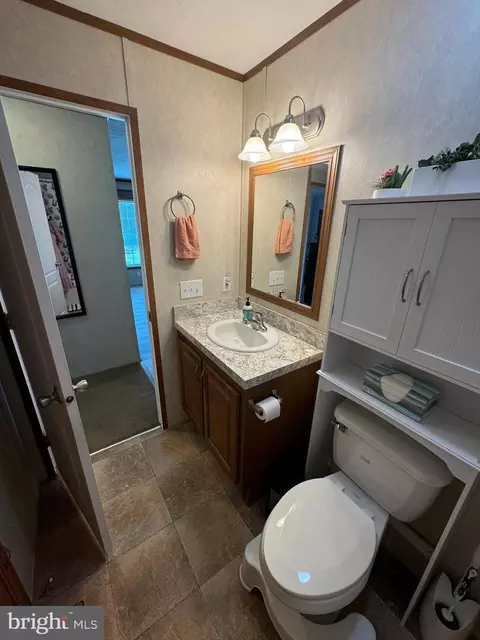 200 W Burkholder Dr #13, Lititz, PA 17543 photo 32