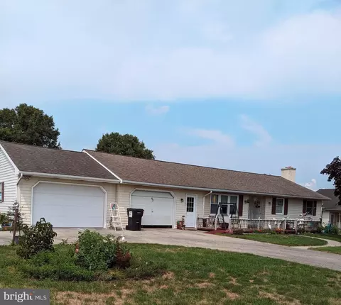 63 Harristown Rd, Paradise, PA 17562