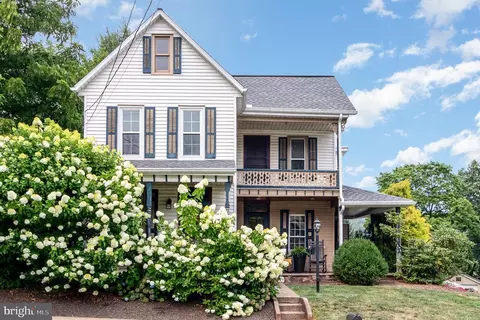 731 Hopeland Rd, Lititz, PA 17543 photo 2