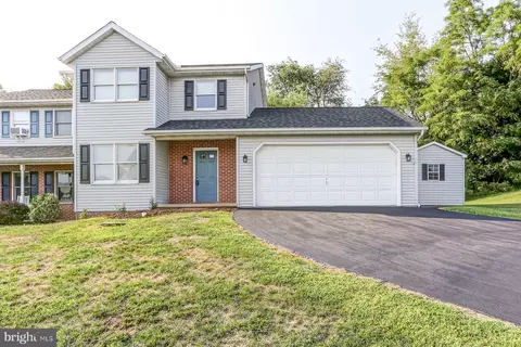 12 Edgewood Dr, Lititz, PA 17543 photo 35