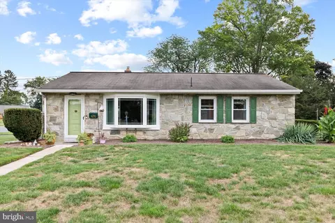 6291 High St, East Petersburg, PA 17520