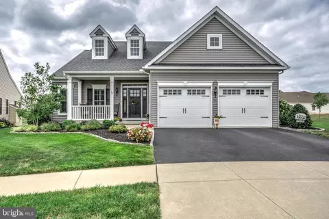 5 Plum Tree Pl, Gordonville, PA 17529