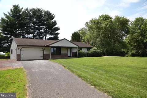 310 Willow St, Terre Hill, PA 17581