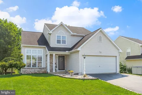 20 Misty Meadow Dr, Reinholds, PA 17569