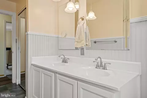 81 Robinhill Dr, Lititz, PA 17543 photo 7