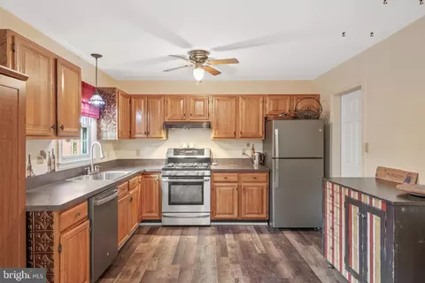 81 Robinhill Dr, Lititz, PA 17543 photo 27