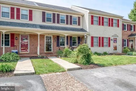 81 Robinhill Dr, Lititz, PA 17543 photo 34
