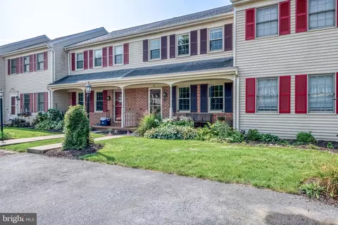 81 Robinhill Dr, Lititz, PA 17543 photo 29