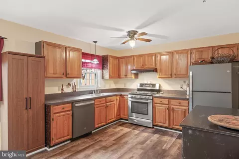 81 Robinhill Dr, Lititz, PA 17543 photo 28
