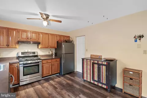 81 Robinhill Dr, Lititz, PA 17543 photo 18