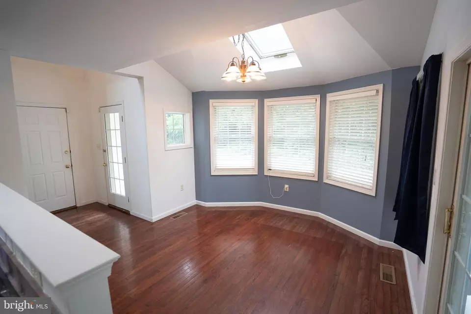 Entry Way - 1007 Rebecca Dr, Lititz, PA 17543 photo 4 of 8