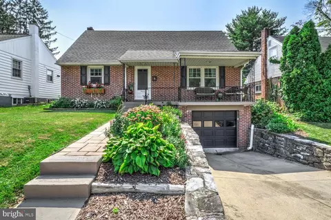 932 Wabank St, Lancaster, PA 17603