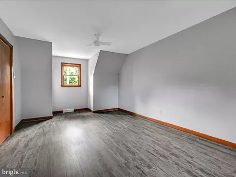Bedroom - 203 Leaman St, Lititz, PA 17543 photo 4 of 7