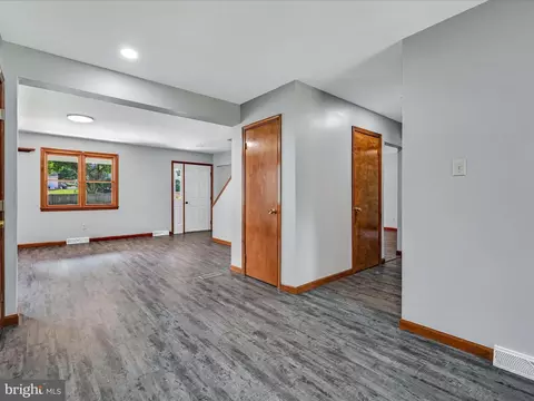 Entry Way - 203 Leaman St, Lititz, PA 17543 photo 1 of 1