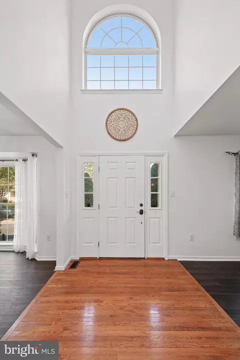 Entry Way - 227 Deerfield Ln, Lititz, PA 17543 photo 1 of 11
