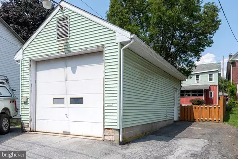 Exterior - 140 Front St, Lititz, PA 17543 photo 12 of 12