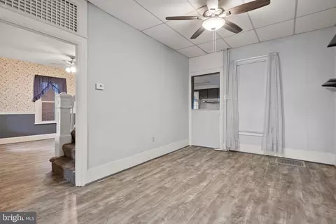 Entry Way - 140 Front St, Lititz, PA 17543 photo 2 of 4