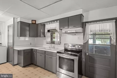 Other - 140 Front St, Lititz, PA 17543 photo 4 of 10