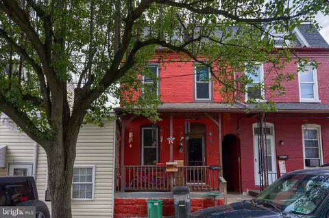 219 Lawrence St, Columbia, PA 17512