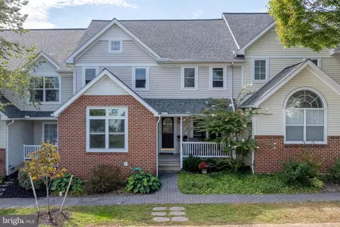 1023 Kent Gdns, Lititz, PA 17543