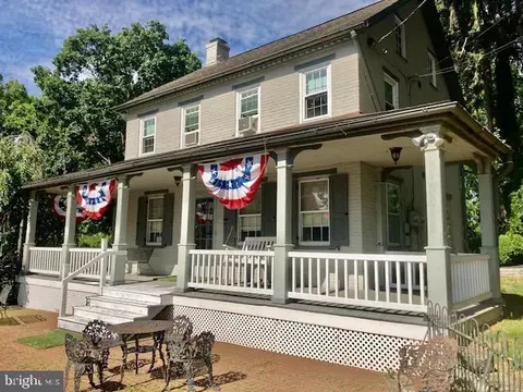 100 Middle Creek Rd, Lititz, PA 17543