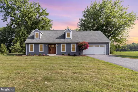 892 Hossler Rd, Manheim, PA 17545