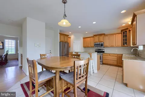 Kitchen - 357 Wheatfield Dr, Lititz, PA 17543 photo 7 of 7