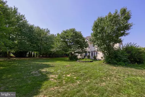 Exterior - 357 Wheatfield Dr, Lititz, PA 17543 photo 10 of 11