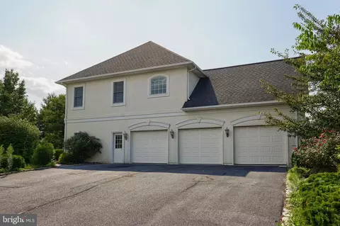 Exterior - 357 Wheatfield Dr, Lititz, PA 17543 photo 11 of 11