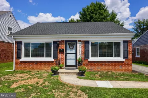 427 Hilton Dr, Lancaster, PA 17603