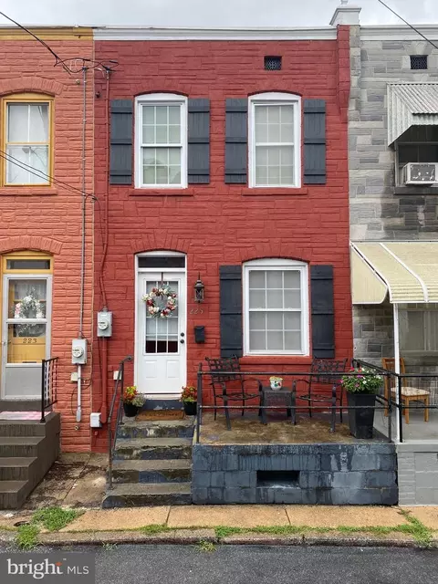 225 E Madison St, Lancaster, PA 17602