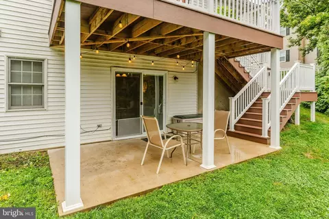 Exterior - 21 Edgewood Dr, Lititz, PA 17543 photo 15 of 19