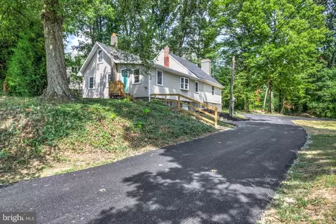 1056 Prospect Rd, Columbia, PA 17512
