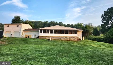 84 Cedar Rd, Nottingham, PA 19362