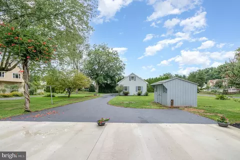 337 N Broad St, Lititz, PA 17543 photo 37